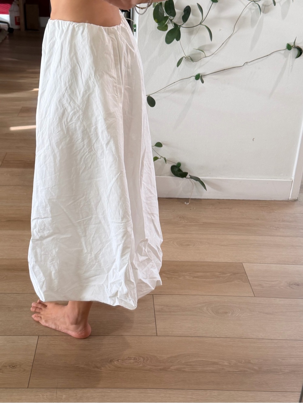 Zara White Balloon Maxi Skirt - Lightweight Elastic Waist